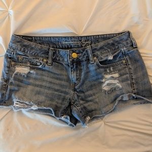 American Eagle Outfitters Ripped Jean Shorts sz 8